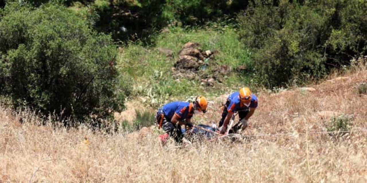 Denizli'de Kayıp Olarak Aranan Adam Uçurumda Ölü Bulundu