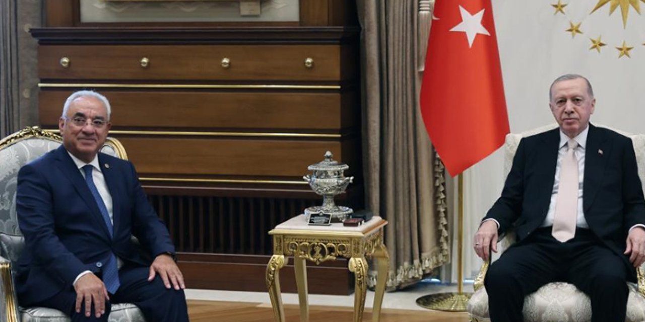 Cumhurbaşkanı Erdoğan, DSP Lideri Aksakal ile Cumhurbaşkanlığı Külliyesi'nde görüştü