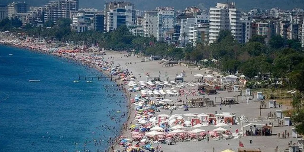 Antalya’da turizmde sınırlı düşüş