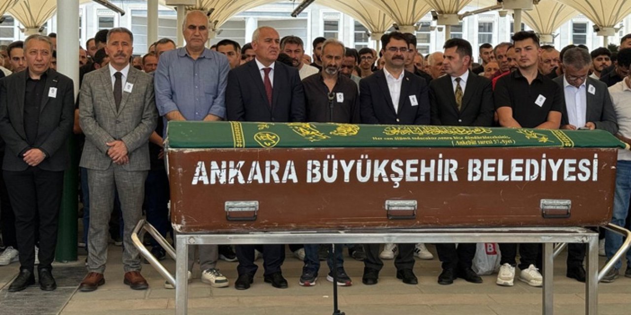 Sincan Kaymakamı Levent Kılıç Alperen Bayraktar'ın cenazesine katıldı