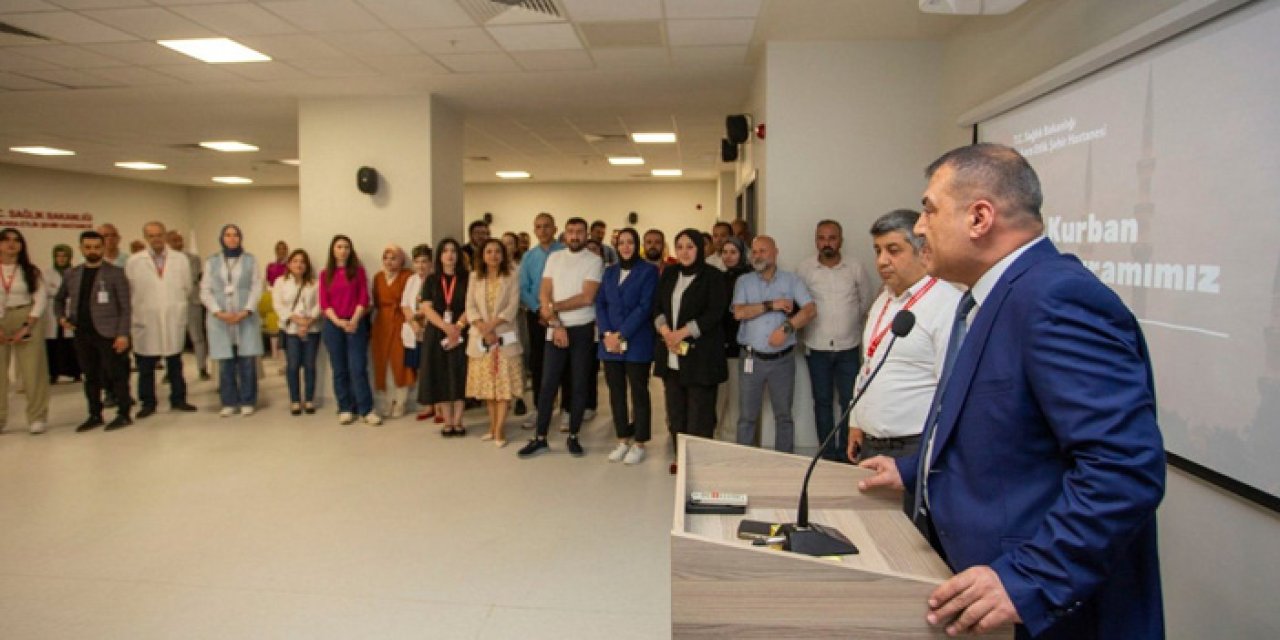 Etlik Şehir Hastanesi’nde bayramlaşma: Başhekim de katıldı
