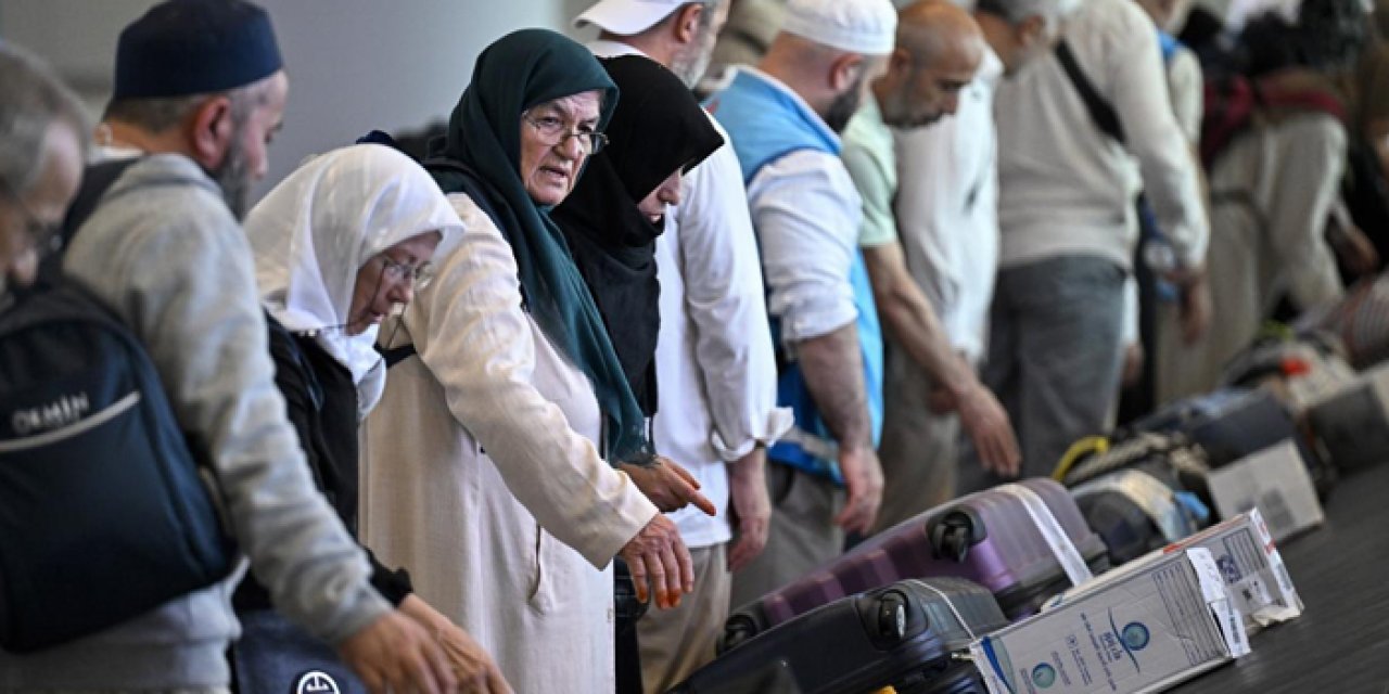 Kutsal topraklardan dönüş başladı: İlk hacı kafilesi İstanbul’da