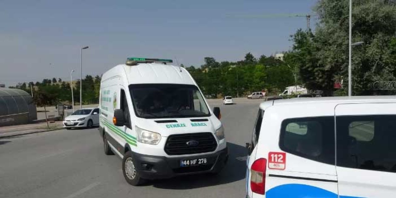 Malatya’da Yol Geçişi Tartışması: 2 Ölü