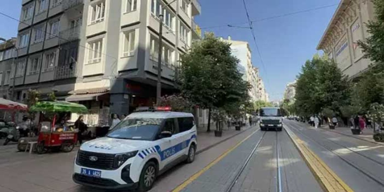 3 gündür haber alınamayan emekli doktor evinde ölü bulundu