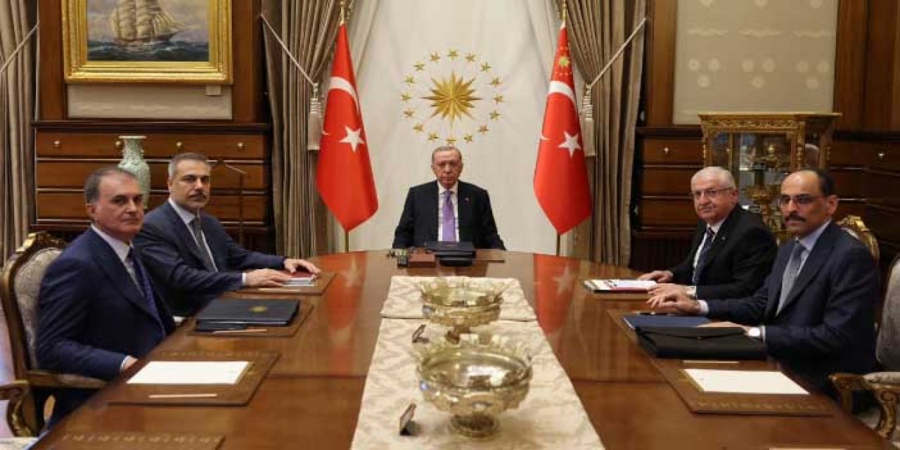 Cumhurbaşkanı Erdoğan başkanlığında güvenlik zirvesi
