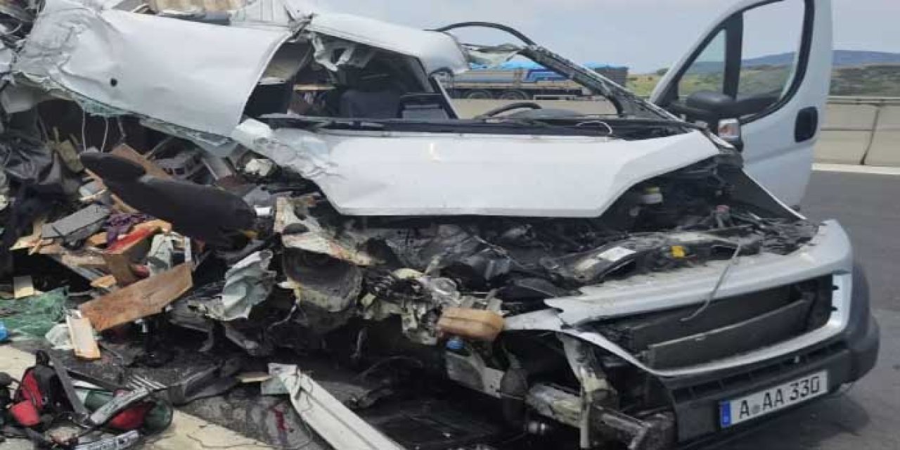 Tarsus'ta Kara Yolu Kazası: 1 Ölü, 1 Yaralı