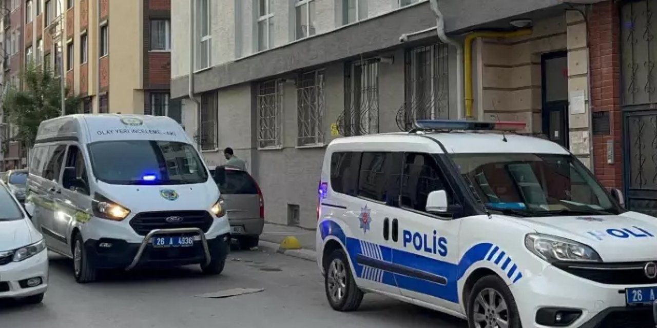 Evin içinden çürümüş ceset çıktı: Meğer günler önce vefat etmiş