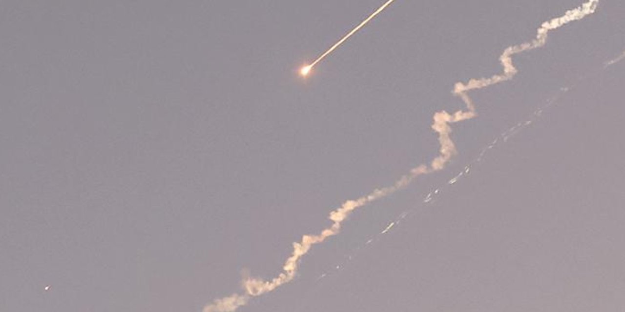 İsrail'den İran'a balistik füze darbesi iddiası