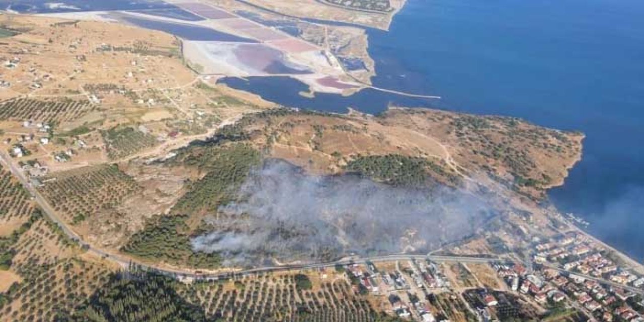 İzmir’de korkutan yangın! Havadan ve karadan müdahale sürüyor