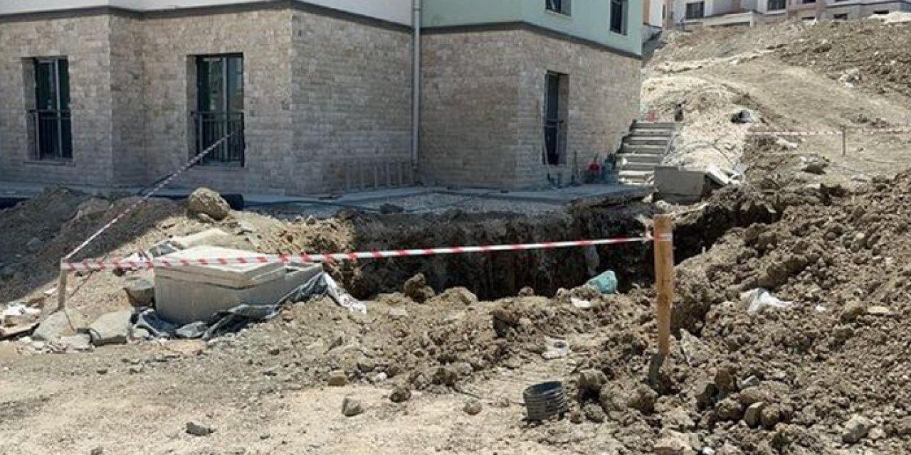 Hatay'da altyapı çalışmasında göçük: 2 işçi hayatını kaybetti