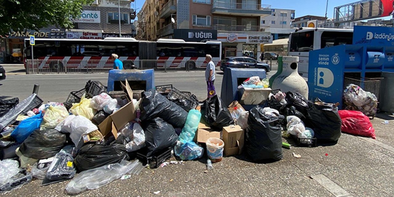 İzmir'de çöp krizi: Günlerdir toplanmıyor
