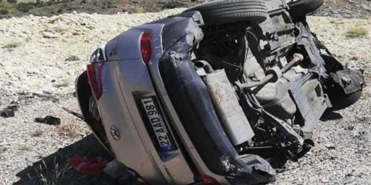 Malatya’da Otomobil Bariyerlere Çarptı: 1 Kişi Hayatını Kaybetti, 2 Yaralı