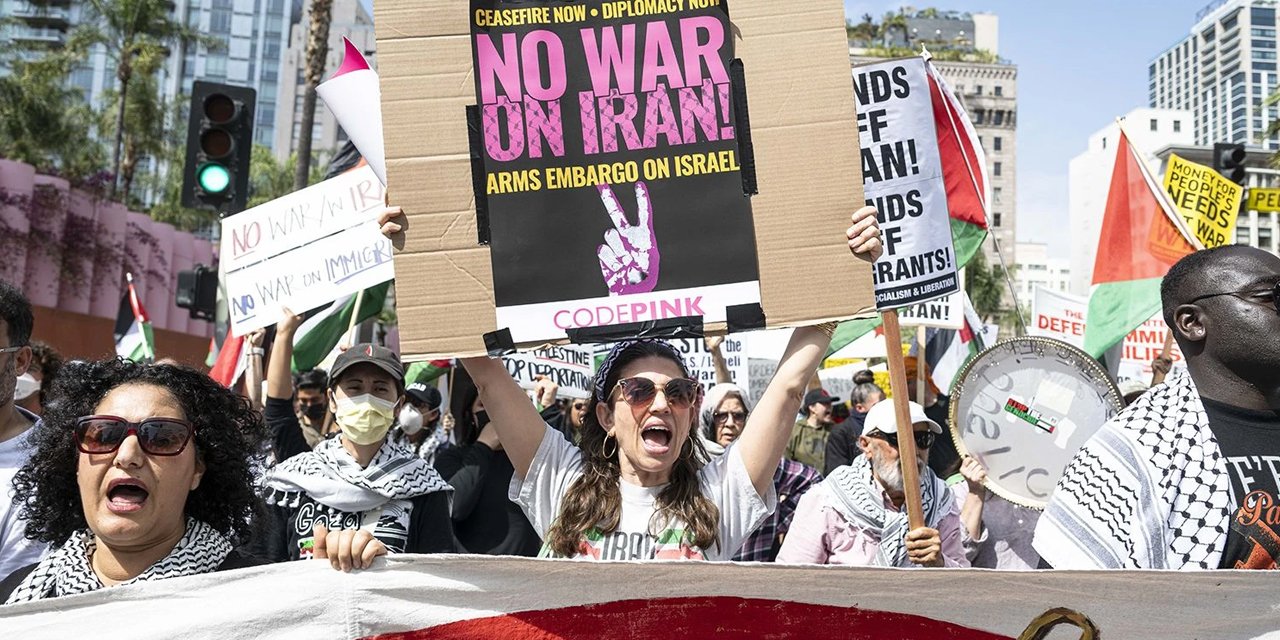 Los Angeles’ta protesto: İsrail ve ABD saldırıları durdurulsun