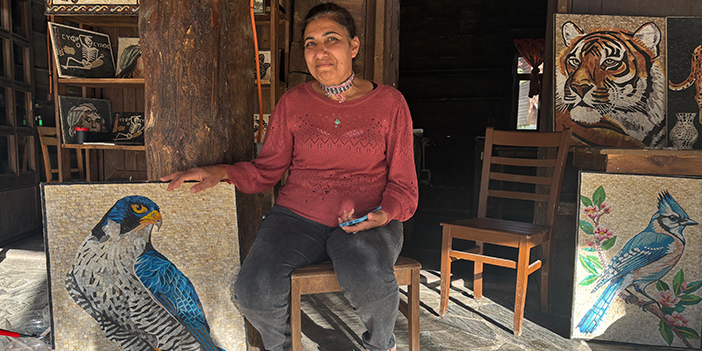 Sakine Bostancı Hatay’ın kültürünü mozaiklere taşıyor