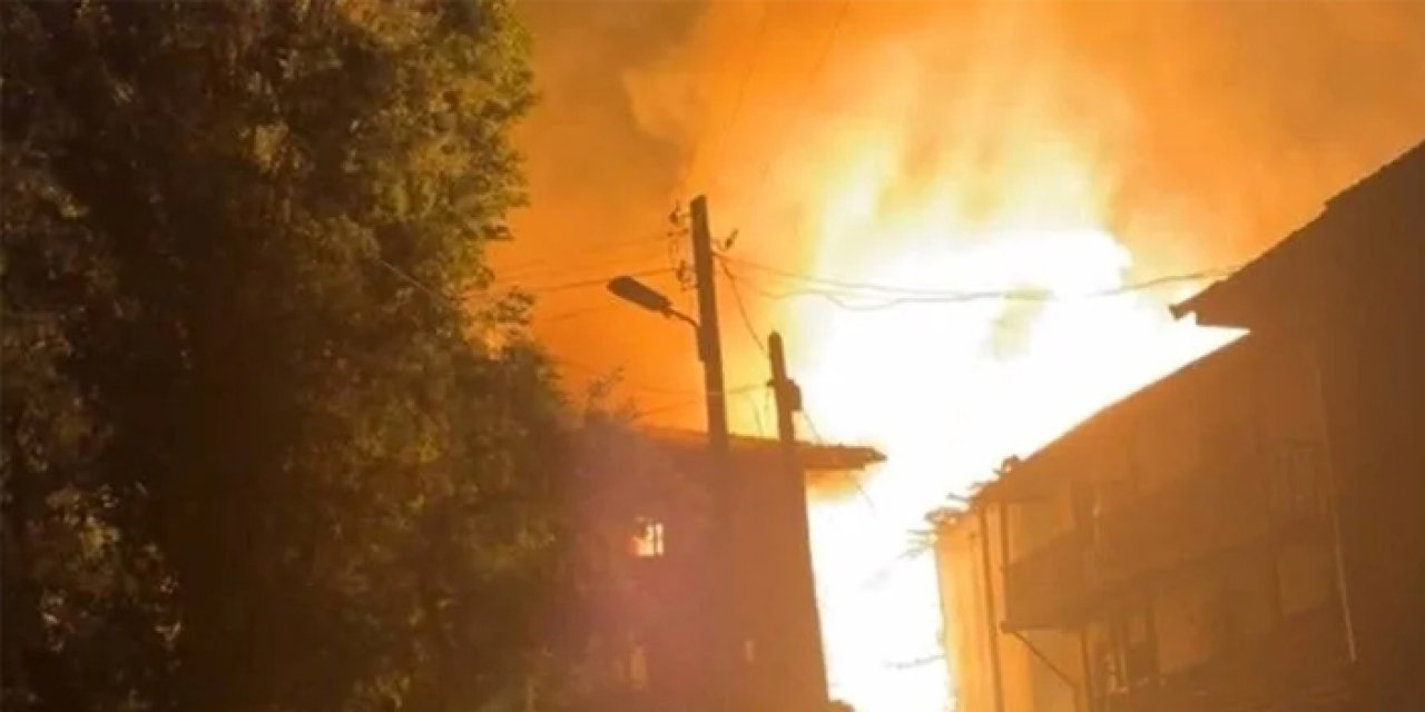 Ankara'da yangın faciası: 5 ev kül oldu
