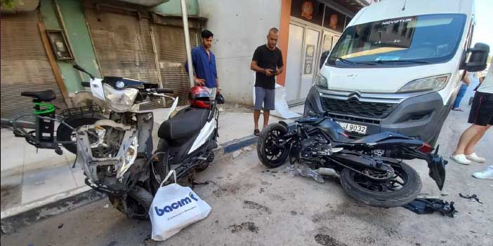 Manisa’da Kaza: Otomobil İki Motosiklete Çarptı, 4 Yaralı