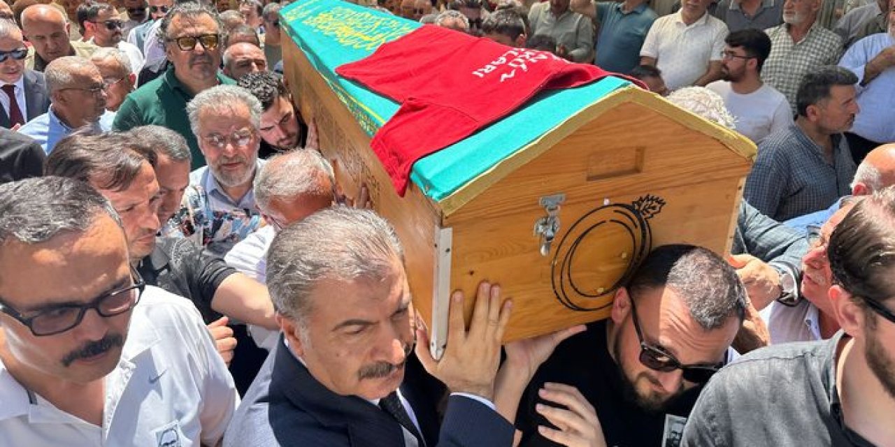 Yönetmen Ahmet Selim Tuncer son yolculuğuna uğurlandı