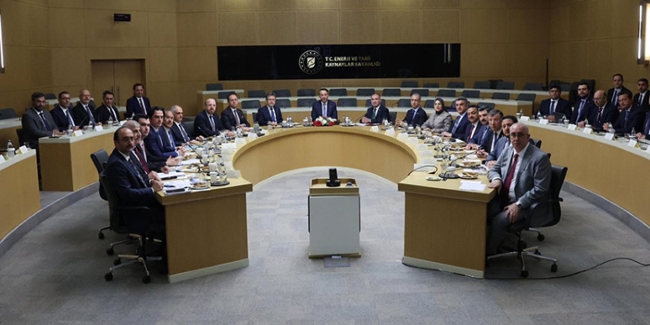 Bakan Bayraktar, Şanlıurfa'nın enerji sorunlarına yönelik çalışmaların sürdüğünü açıkladı