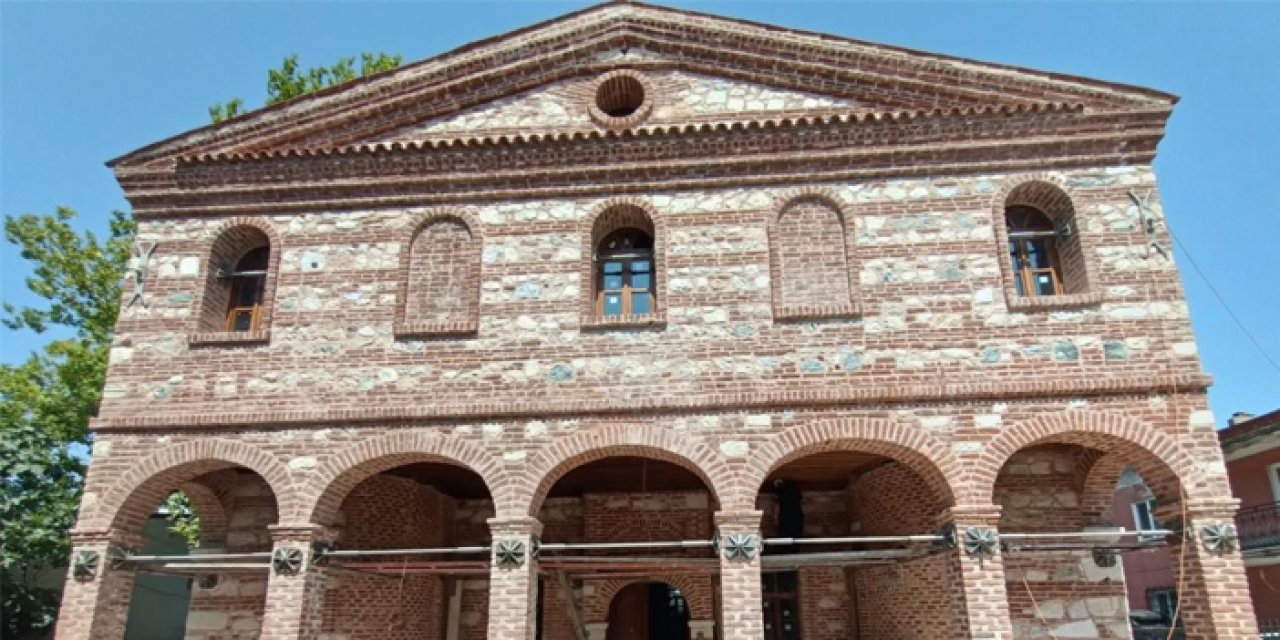 Bursa'daki Tarihi Özlüce Camii yarın ibadete açılıyor