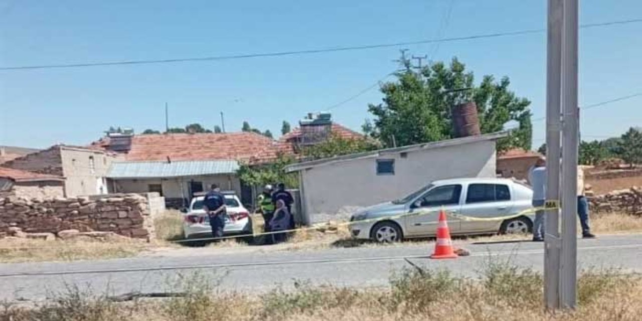 Kayseri’de Feci Kaza: Otomobilin Çarptığı 2 Yaya Hayatını Kaybetti