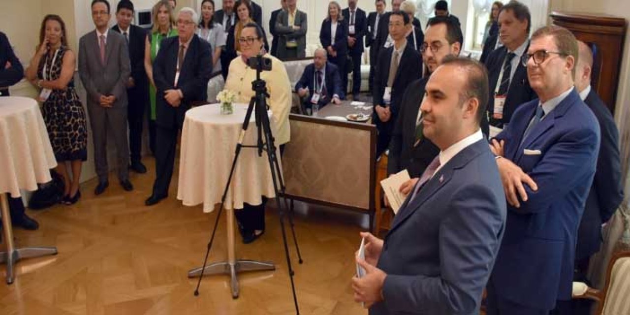 Bakan Kacır: Antarktika'da kalıcı ‘Türk Bilim Üssü’ kuracağız