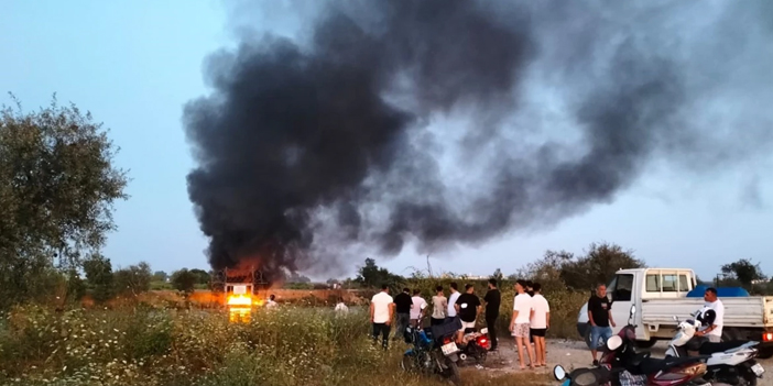Manavgat Irmağı'nda tekne yangını: Kullanılmaz halde