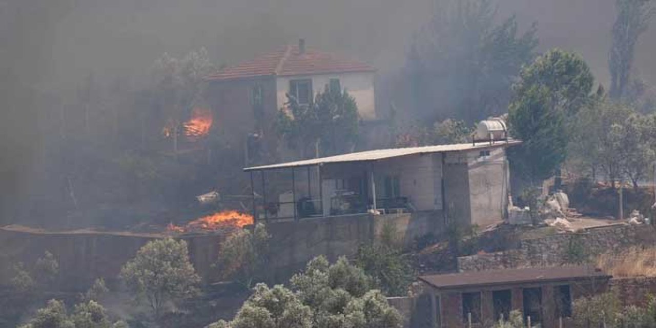 İzmir’de orman yangını! 18 uçak müdahale ediyor