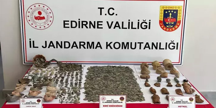 Edirne’de Tarihi Eser Operasyonu: 4 Bin 564 Parça Ele Geçirildi