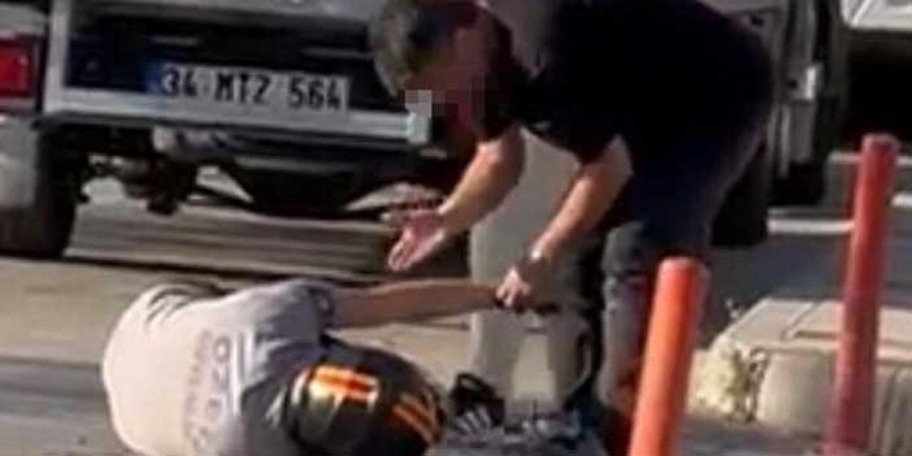 İzmir'de yol verme kavgası: Motosiklet sürücüsünü öldüresiye dövdüler