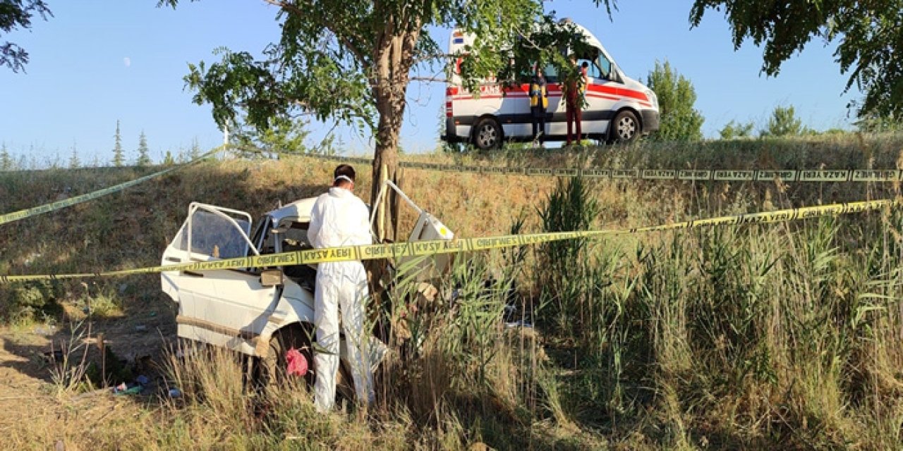 Konya’da Otomobil Ağaca Çarptı: 1 Ölü, 2 Yaralı