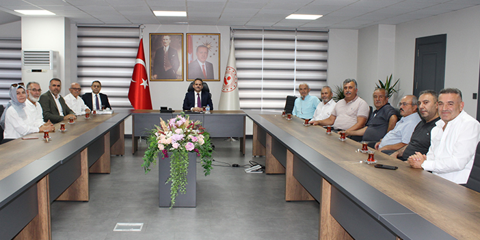 Mamak Kırşehirliler Derneği’nden kaymakam Kaya’ya ziyaret