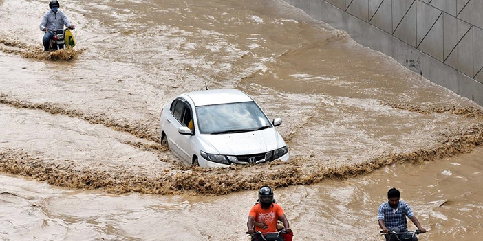 Pakistan’da sel felaketi: 11 ölü