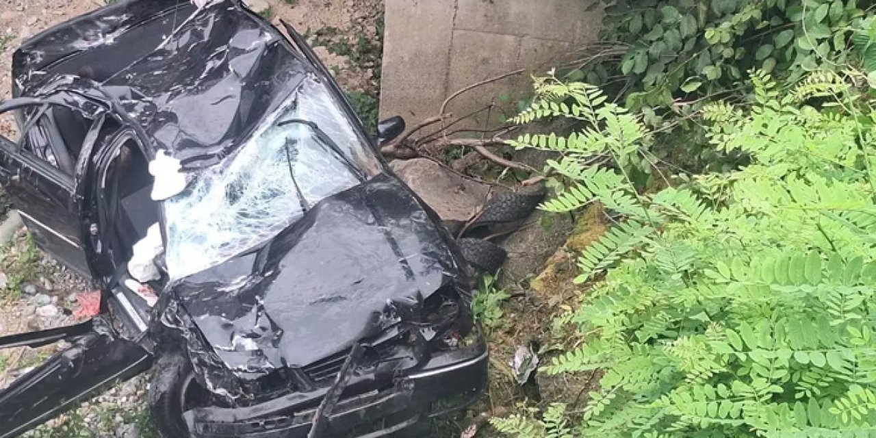 Rize’de Korkunç Kaza: Araç Dereye Uçtu, 1 Ölü, 8 Yaralı