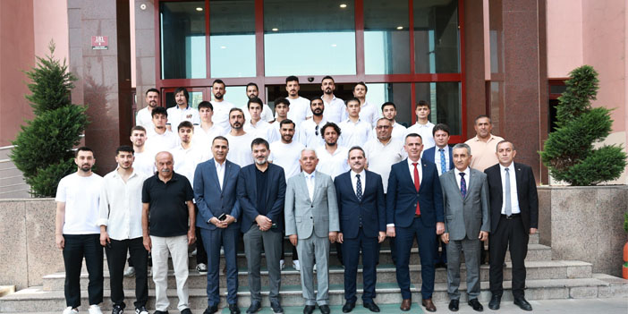 Mamak’ın sporcuları sezonu üç kupa ile kapattı