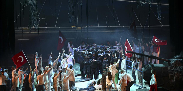 15 Temmuz kahramanlığı, "En uzun gece" destanı ile sahneye yansıdı