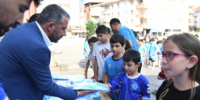 Pursaklar’da yaz spor okullarıyla binlerce çocuk sporla buluşuyor