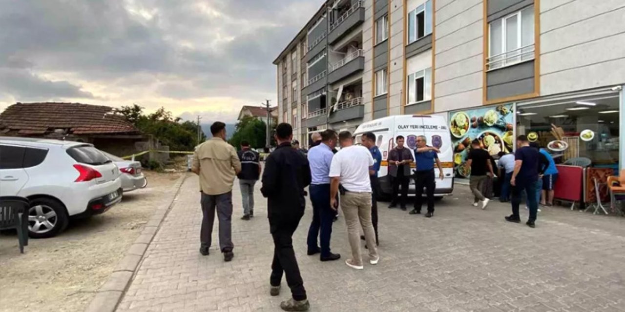 Düzce’de Sağlık Merkezinin Önünde Silahlı Saldırı: 1 Kişi Hayatını Kaybetti
