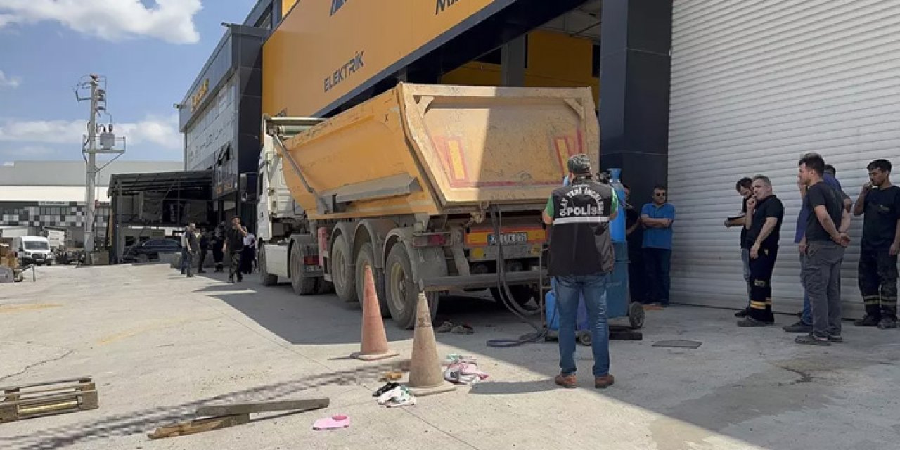 Kocaeli’de Feci İş Kazası: Damper Kapağı Kapanınca Şoförün Kafası Sıkıştı