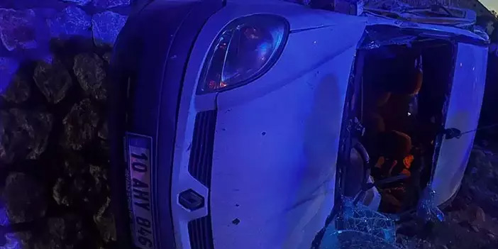 Balıkesir’de feci kaza: 1 ölü 7 yaralı