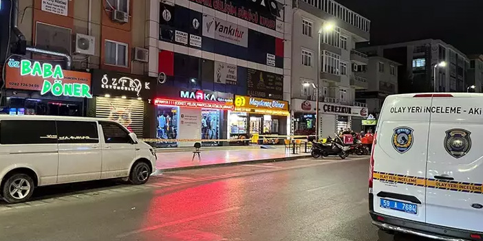 Kimlik kontrolü yapmak isteyen bekçiyi göğsünden bıçakladı