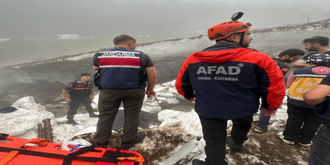 Ayder Yaylası’nda Acı Son: Fotoğraf Çekilirken Kar Altında Kaldı