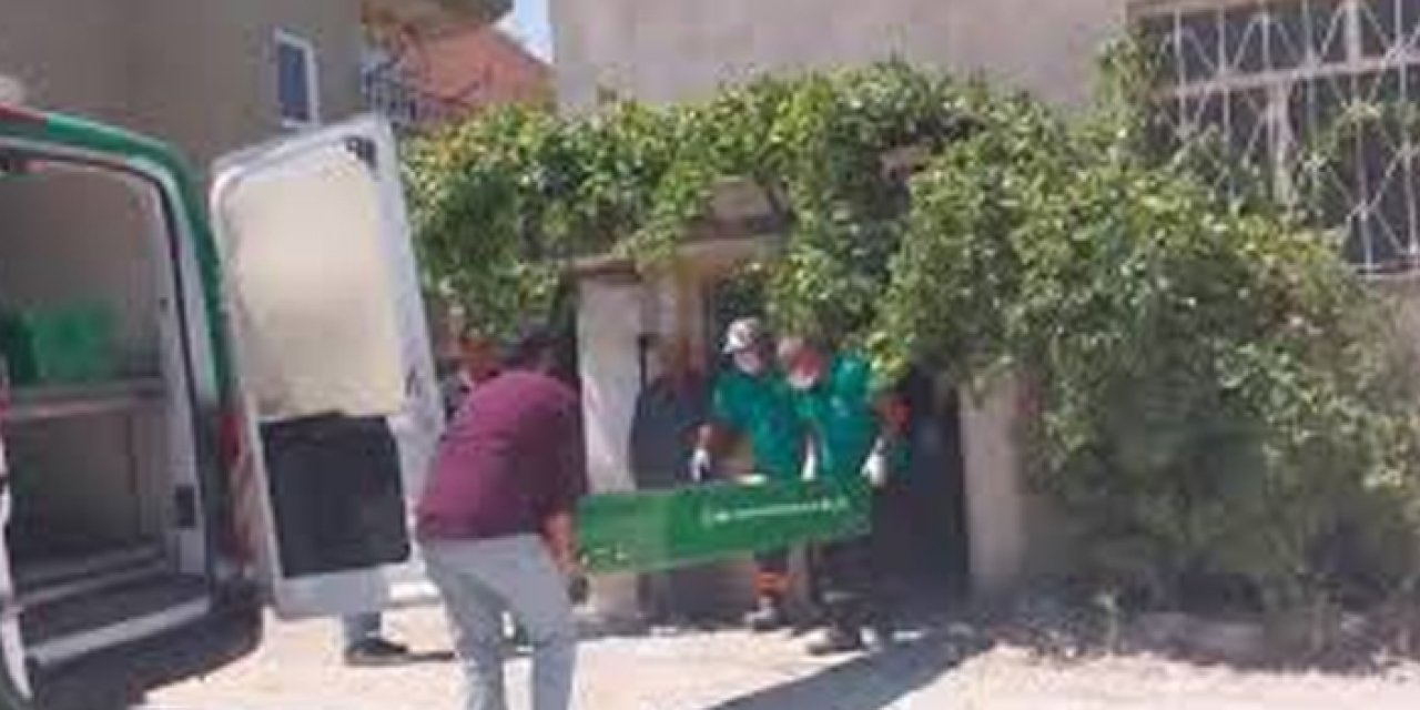 Oğlunun bıçakladığı kadın hayatını kaybetti