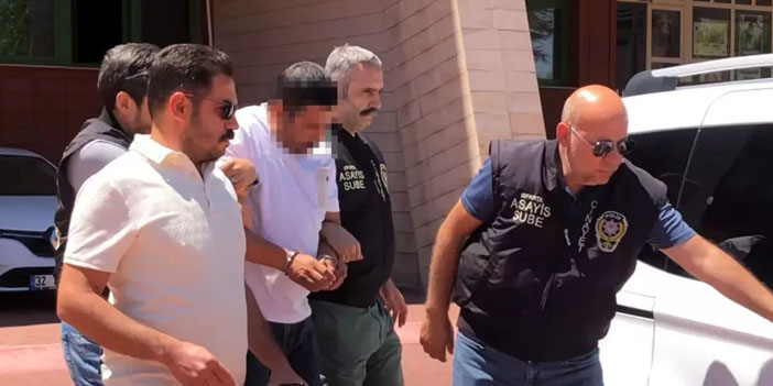 Kız arkadaşını rahatsız ettiğini iddia ettiği kişiyi öldürdü