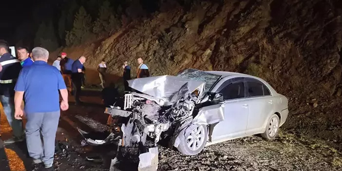Bursa’da gece yolculuğunda feci kaza