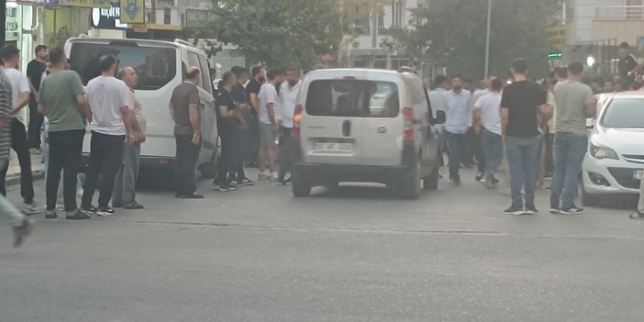 Siirt’te Maskeli Saldırganların Hedefi Olan Kırtasiyeci Yaralandı: 5 Gözaltı