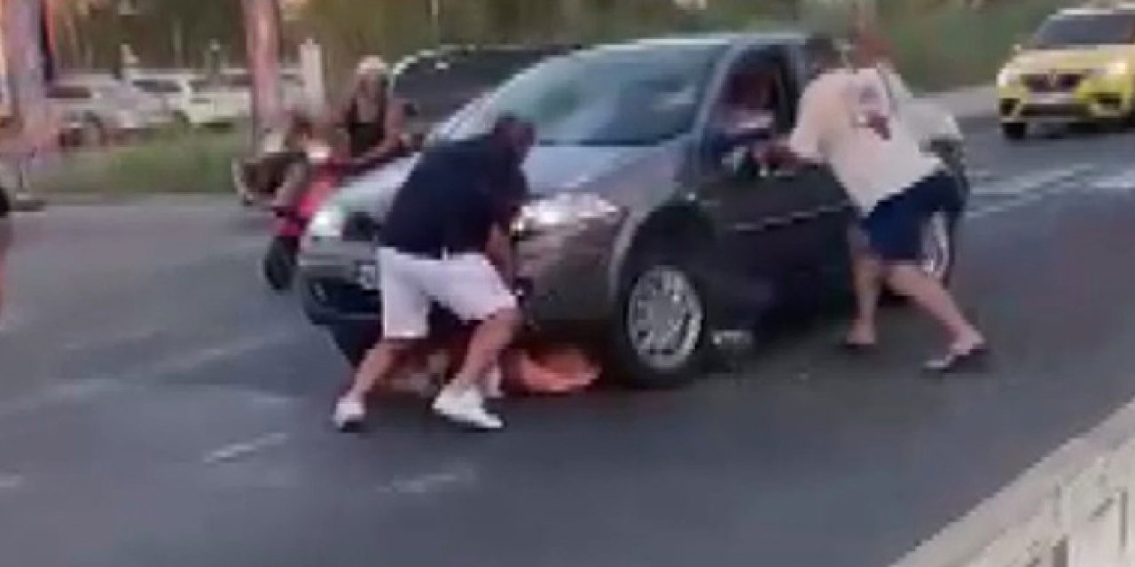 Muğla’da dehşet anları: Kadına çarpan sürücü üzerinden geçmeye çalıştı