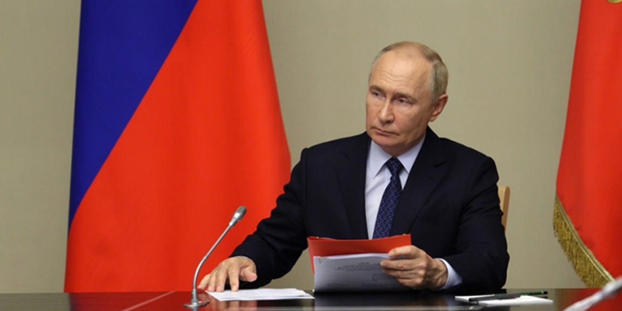 Putin, Güvenlik Konseyi'ni bölgesel tehditler gündemiyle topladı