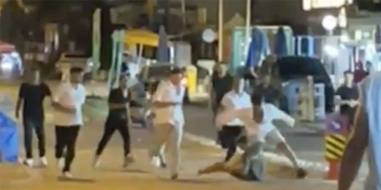 Edirne gençlerin kavgası: 2 kişi bıçakla yaralandı!