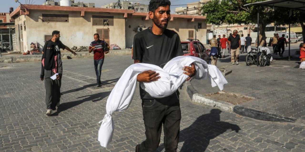 Gazze’de havadan indirilen yardım kutusunun çarpmasıyla 14 yaşındaki çocuk hayatını kaybetti