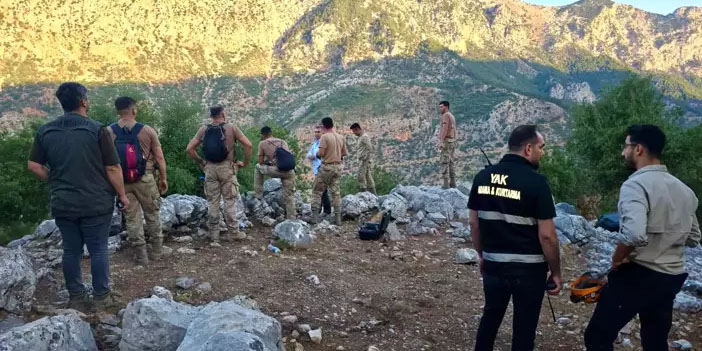 Yangın bölgesinde kaybolan orman işçisi 10 saat sonra sağ bulundu